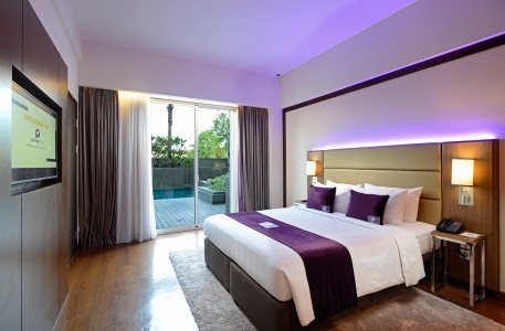 Premier In Hotel Interior And Architecture Photography Sidoarjo - Chendra Cahyadi photography took the interior and room photography of Premier Place Hotel at Sidoarjo. Premier Place Hotel provide the convenience of staying close to the airport juanda Sidoarjo.