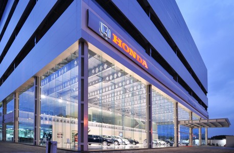 Philips Honda Surabaya Architecture Photography  - Chendra Cahyadi photography took the Architecture photography of Philips Honda Surabaya at Surabaya. Honda is the largest motorcycle and car manufacturer in the world since 1959.