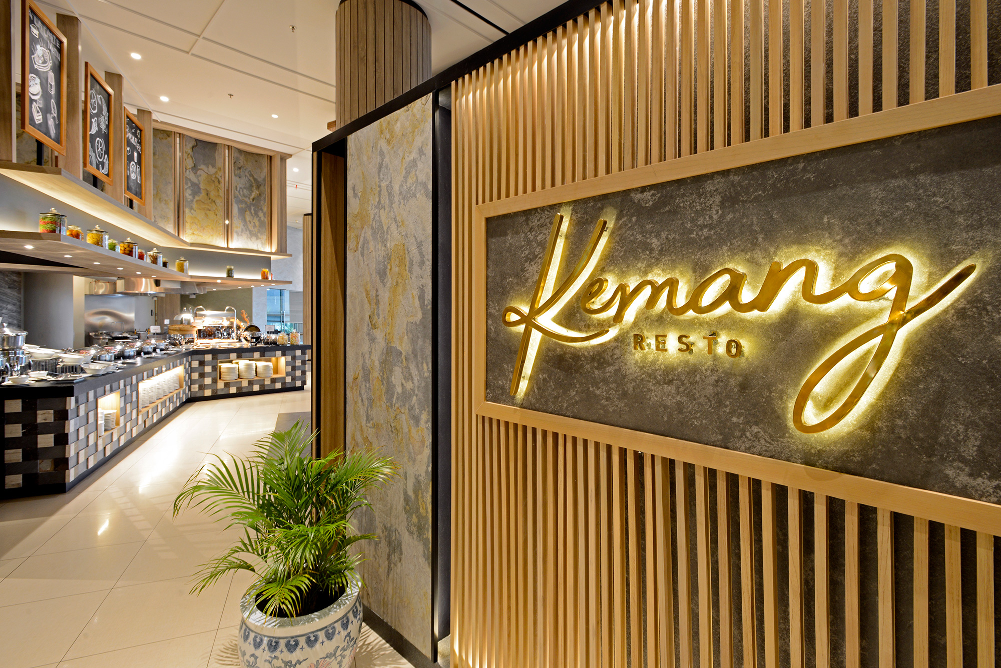 Kemang Resto Jakarta Interior Photography - Chendra Cahyadi photography took the interior design photography of Kemang Resto at Jakarta.