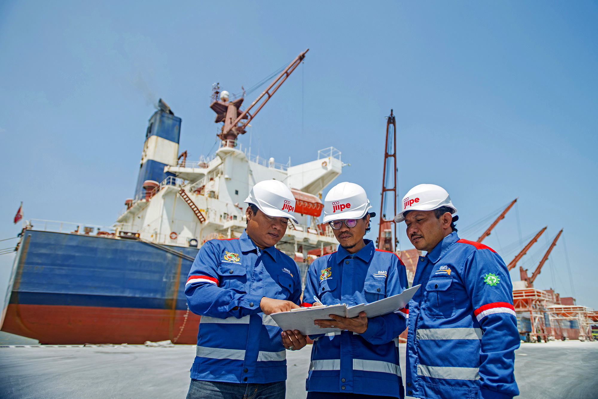 Kawasan Industri JIIPE Profile Photography Gresik Surabaya - Chendra Cahyadi photography took the profile photography of Industrial Estate Gresik JIIPE at Manyar, Gresik. 