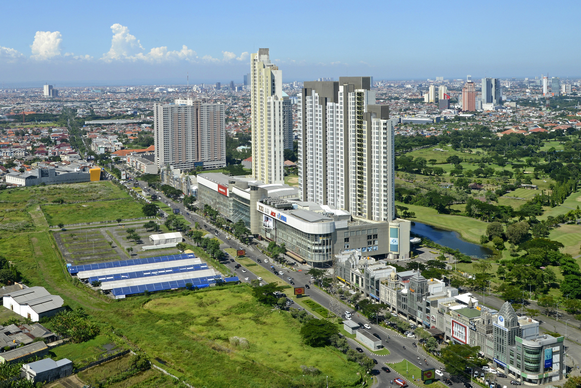 Lenmarc Mall Architectural Photography Surabaya - Chendra Cahyadi Photography took the Architectural Photography of Lenmarc Mall in Surabaya
