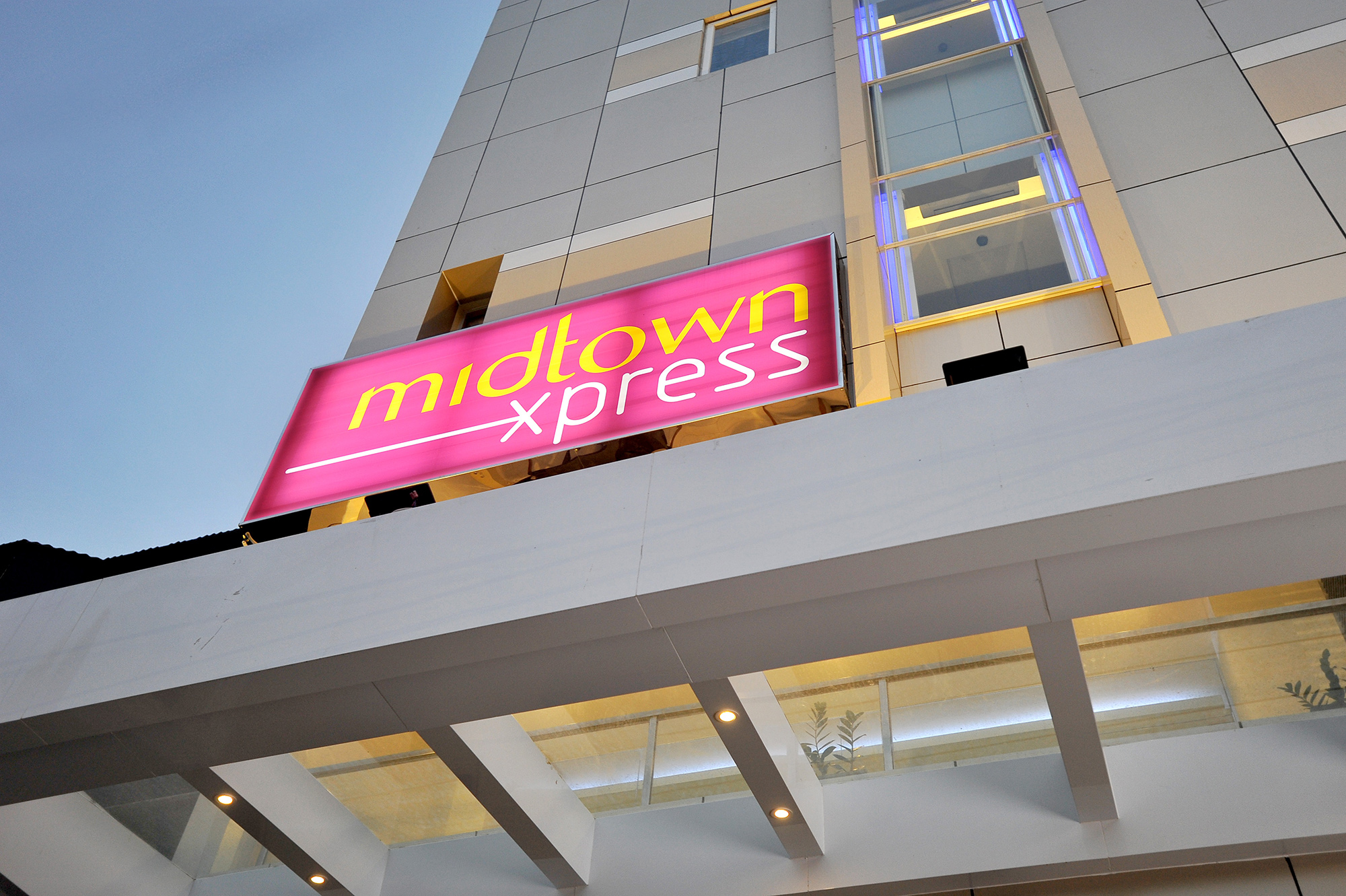 Midtown Express Hotel Interior And Architecture Photography Yogyakarta  - Chendra Cahyadi photography took the interior exterior and room photography of Midtown Express Hotel at Yogyakarta. Midtown Express Hotel is a stylish 2-star hotel that provides cozy and comfort rooms